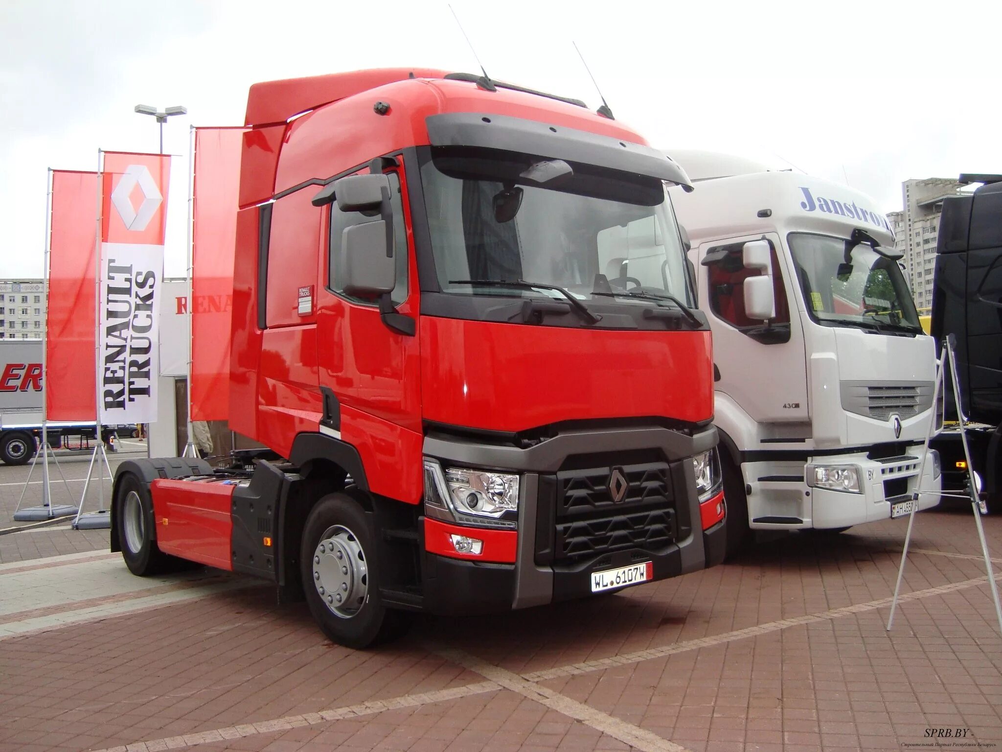 Renault белоруссии. Renault Trucks t440 новый. Рено т Сериес. Renault t евро 6. Renault Premium Euro 6.