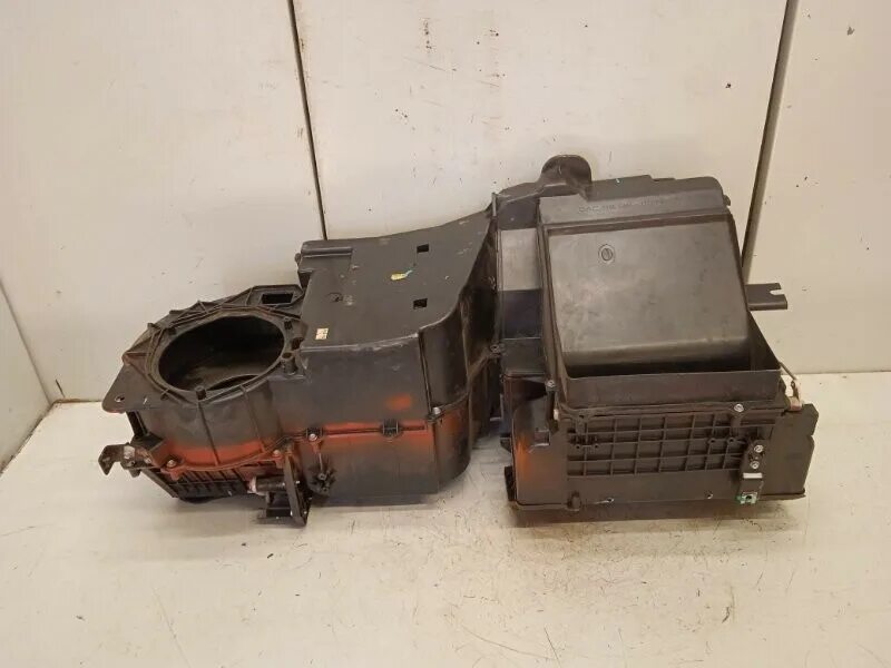 Радиатор печки ланос 1. Печка шевроле ланос 1. Печка ланос 1. Крышка нижняя радиатора печки ланос 2006. Корпус отопителя шевроле ланос артикул.