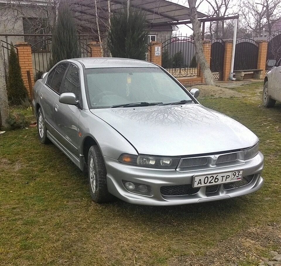 Мицубиси 2000г. Mitsubishi Galant 2000. Митсубиси Галант 2000 года. Мицубиси Галант 2000г. Галант 8 2000.