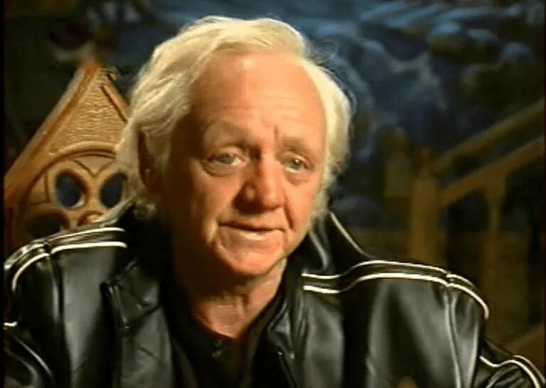 Перевалов актер википедия. Виктор перевалов актер. Перевалов актер википедия. Перевалов актер википедия. Виктор перевалов шкид.