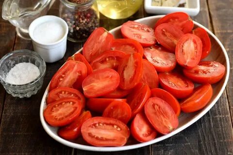 Вкусные половинки помидор на зиму