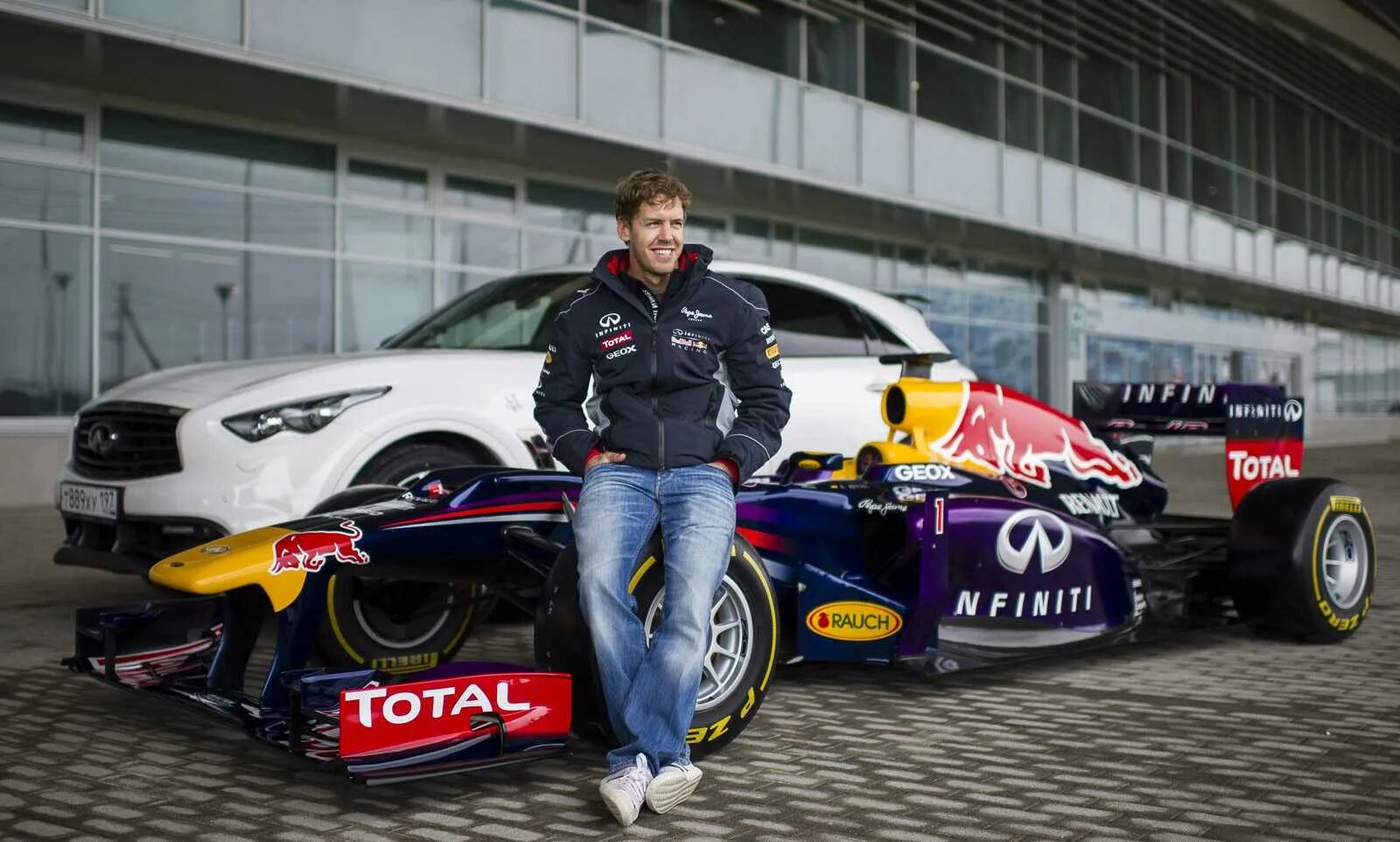 Как стать формула 1. Формула 1 себастьян феттель. феттель ред булл. sebastian vettel гонщик формулы 1. себастьян феттель машина.