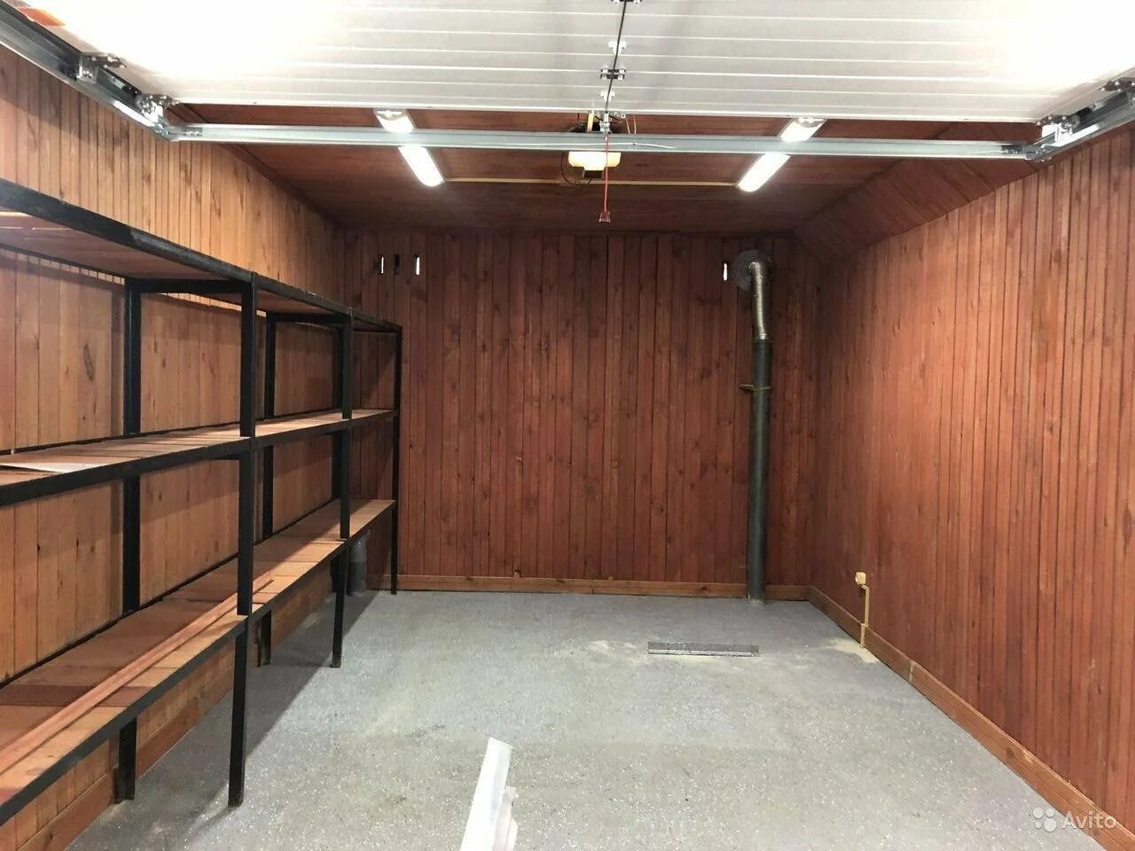 Отделка гаража. Внутренняя отделка гаража. Оделкагаражей. Отделка гаража внутри.