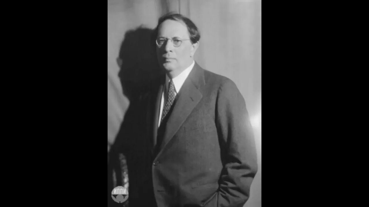 Алексея николаевича толстого (1883–1945). Дневники алексея николаевича толстого. Алексея николаевича толстого (1883–1945). Дневники алексея николаевича толстого. Писателя алексея николаевича толстого.