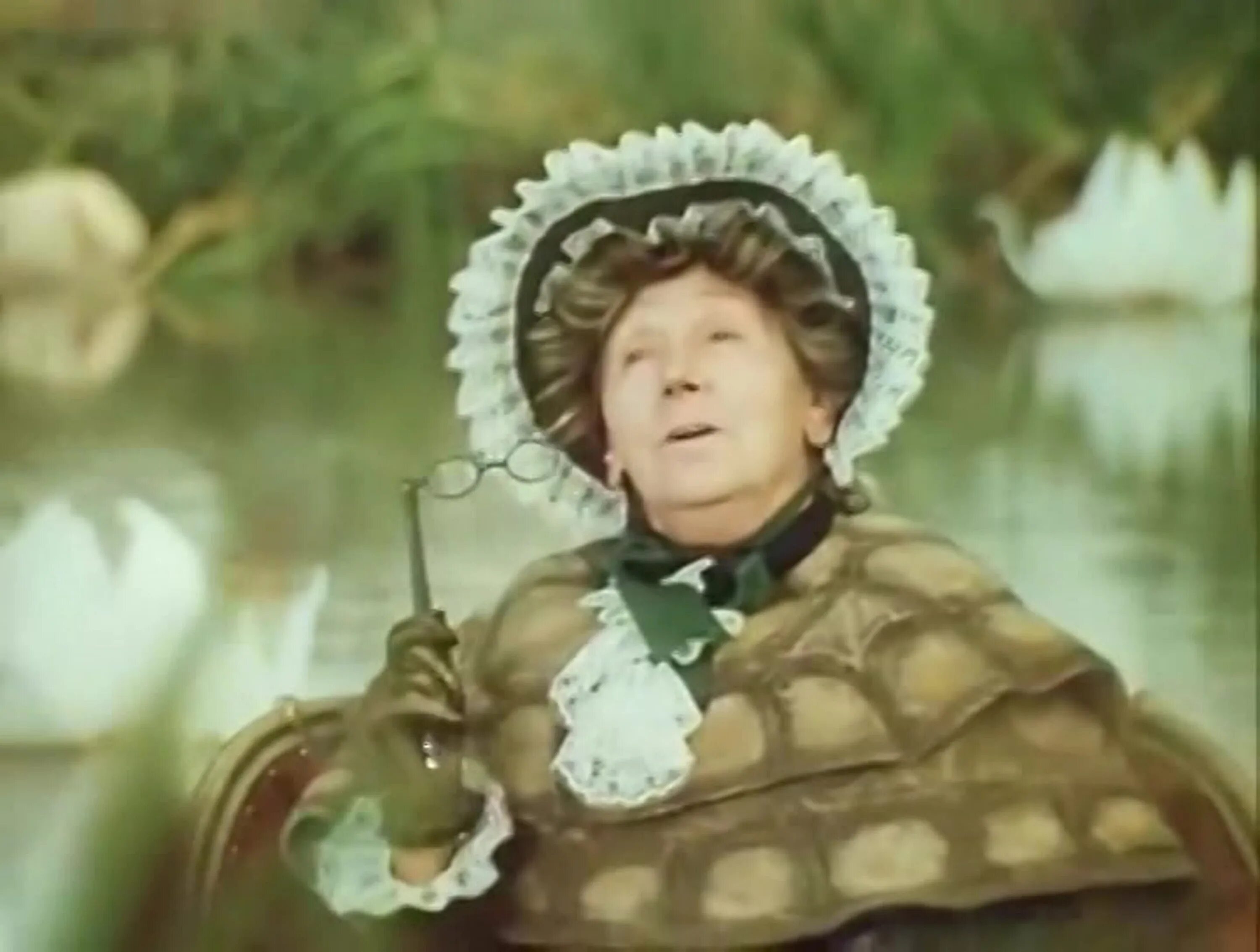 тортилла буратино фильм. актриса тортилла в буратино. зеленая черепаха тортилла. зеленая черепаха тортилла. черепаха тортилла актриса.