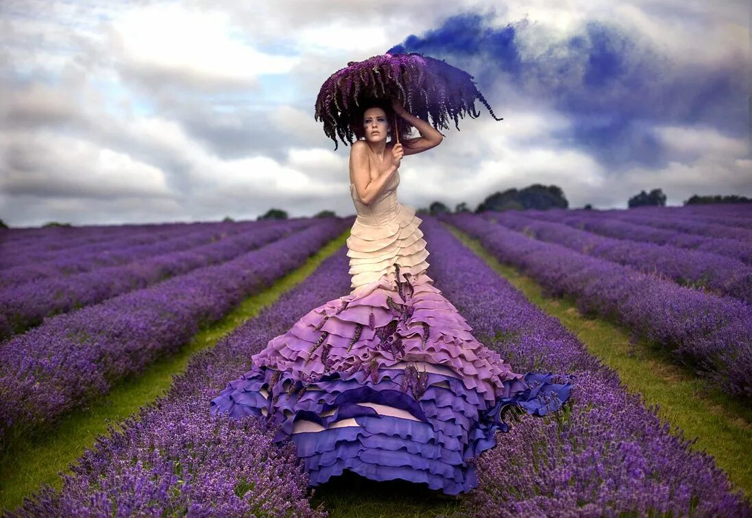 Life is a flower. Кирсти Митчелл фотограф. Кирсти Митчелл Kirsty Mitchell. Кирсти Митчелл фотоработы. Фотоарт Кирсти Митчелл.