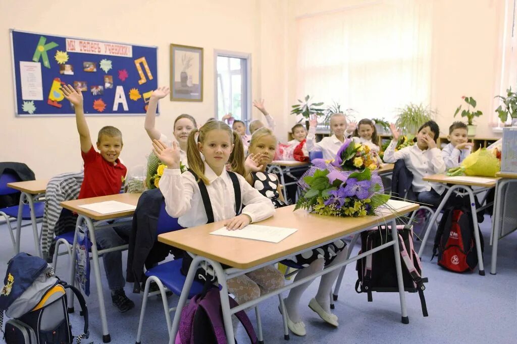 Британская международная школа в москве. British international school москва. Школа на заре малоярославец. Ids-петербург (международная школа дизайна. Международная школа профессионального.