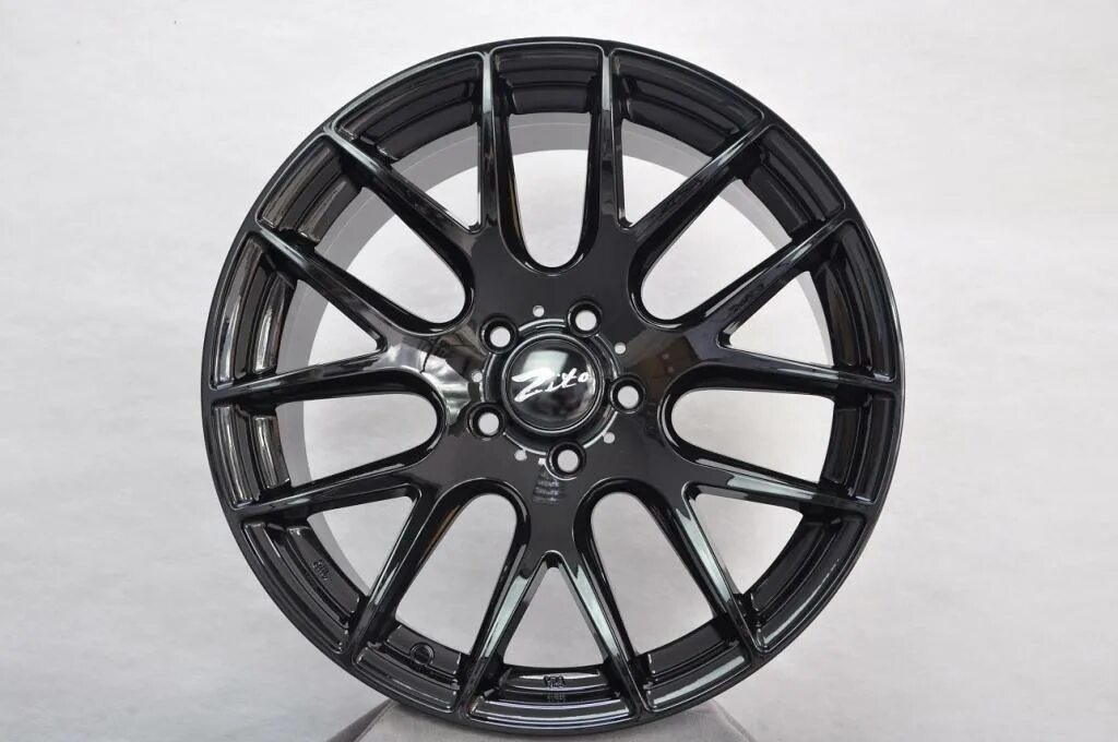 Реплика 2024. BBS 5x108 r17. Диски BBS r18 5x114.3. Hre r17 5x108. Диски BBS r19 x 114.3.