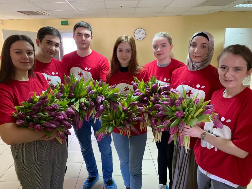 Донволонтер. Тюльпаны медики. Научное волонтерство донволонтер. Волонтеры ростовская