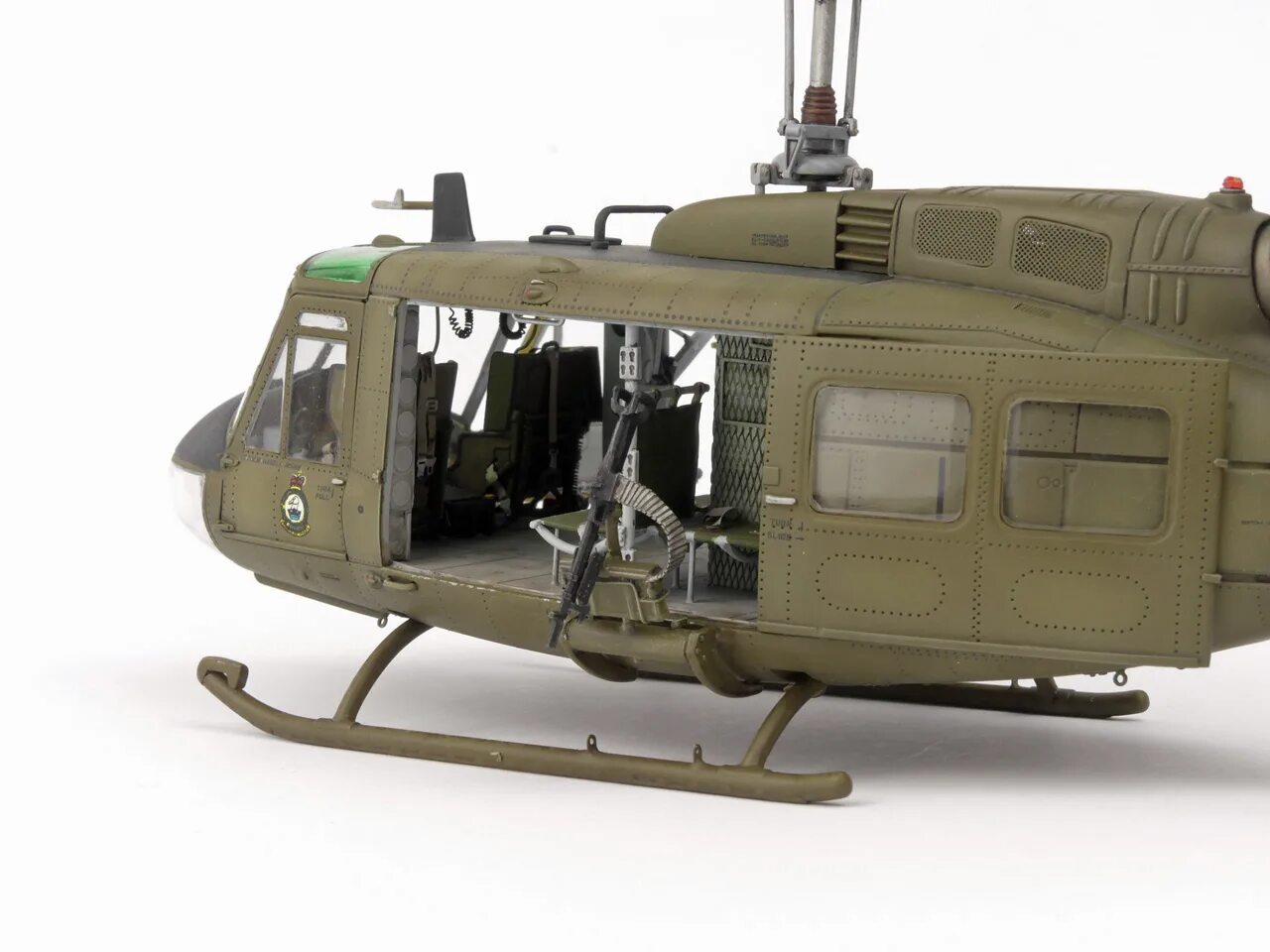 Вертолет ирокез uh-1 чертежи. Uh-1 iroquois во вьетнаме. Вертолет uh-1c. Bell uh-1y venom. Вертолет ирокез uh-1 чертежи.