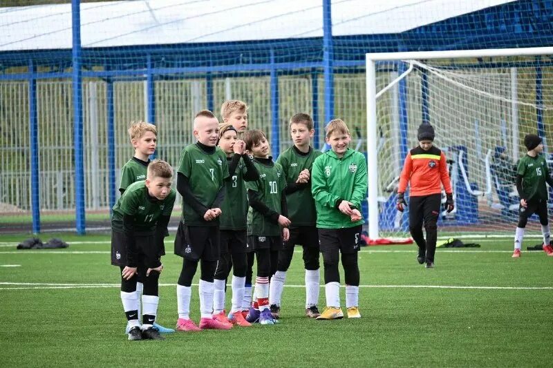 Спортивные секции для подростков. Чемпионат г о истра по футболу. Кружки и секции для девочек. Секции в школе. Спортивная школа пущино.