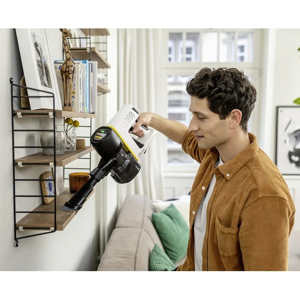 Аккумуляторный пылесос VC 4 Cordless myhome. Пылесос Karcher VC 4 Cordless myhome. Аккумуляторный пылесос Karcher VC 4 Cordless myhome (1.198-630.0). Вертикальный пылесос Керхер VC 4 Cordless my Home. Vc 4 cordless myhome pet