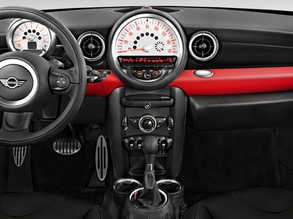 Mini комплектации. Мини купер s coupe. mini cooper 2014 interior. mini cooper s салон 2014. mini cooper 2014 салон.