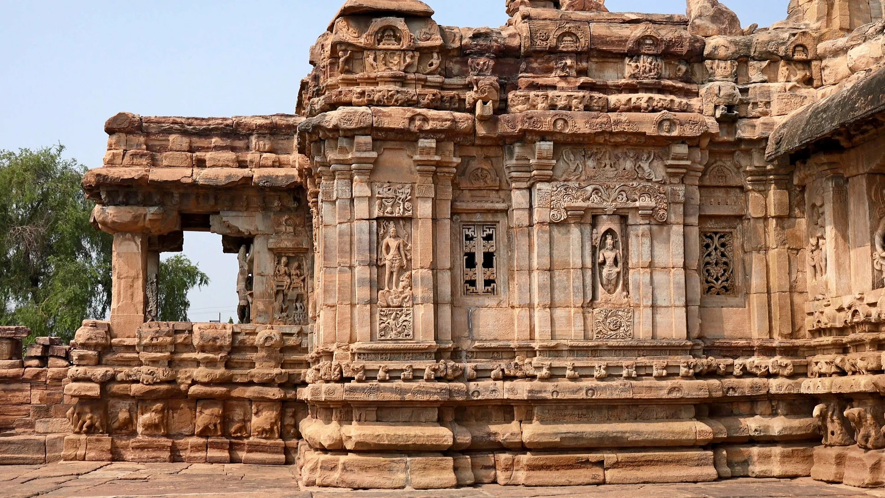 The oldest monuments are
