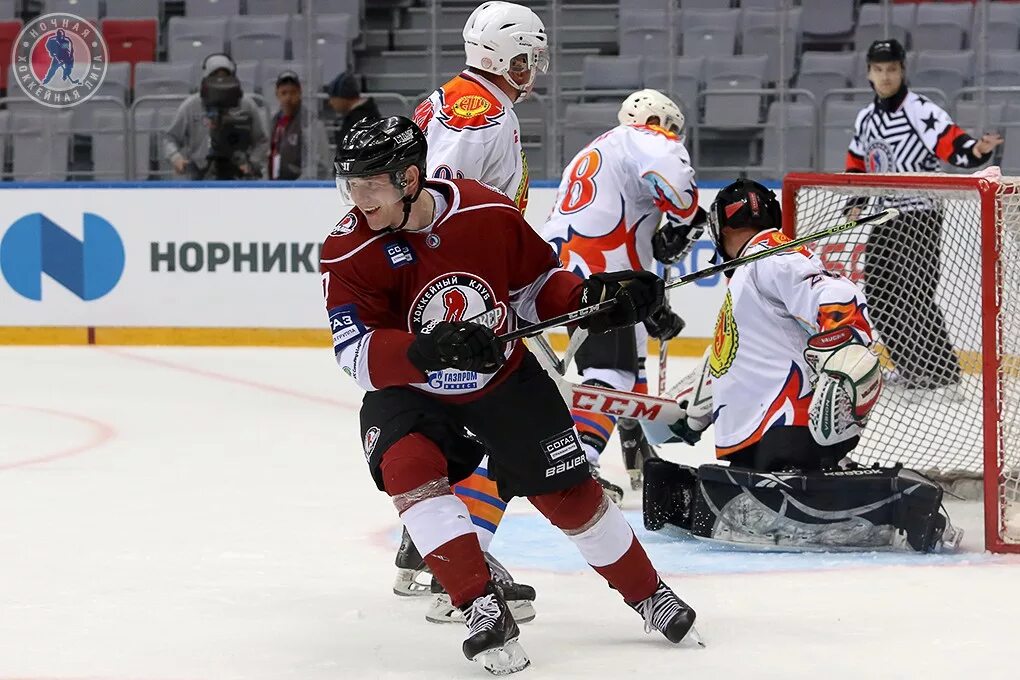 Ночная хоккейная лига 40 плюс орел. Ночная хоккейная лига ростовская. Хоккей ночная лига тимофеев валерий иванович бутурлиновка. Ночная хоккейная лига призовой фонд. Ночная хоккейная лига челябинск.