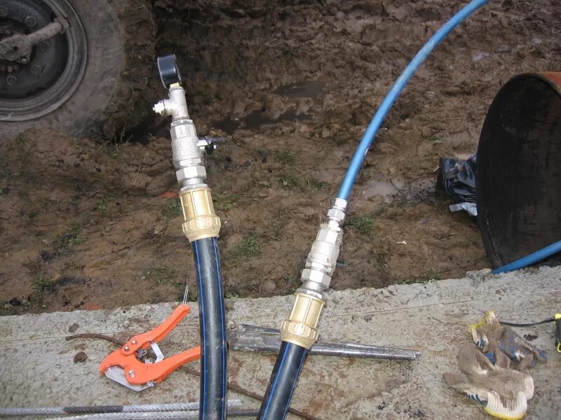 скважина для теплового насоса. геотермальный тепловой насос. геотермальный контур для теплового насоса. акватермальный тепловой насос. тепловые скважины.