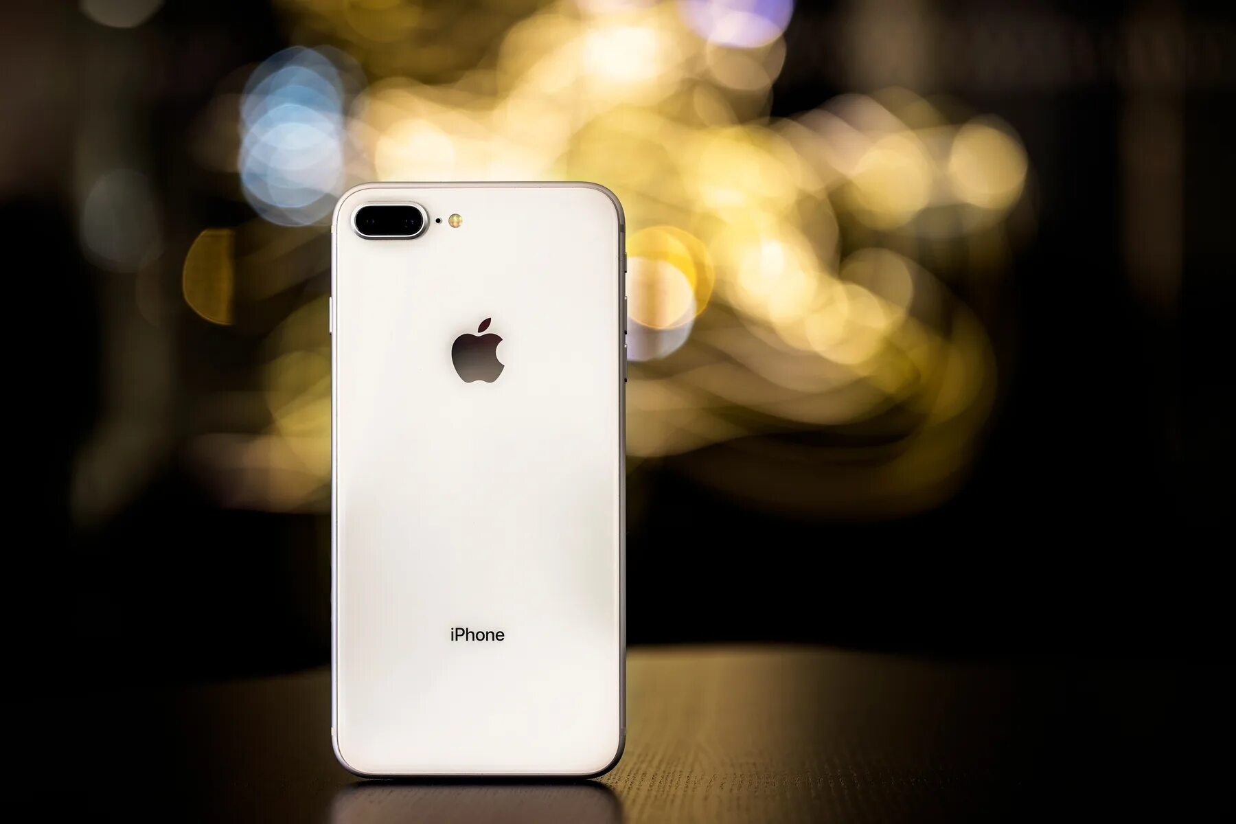 Новый 8 plus. Iphone 8 Plus. Apple iphone 8 White. Iphone 8 Plus White. Iphone 8 Plus белый.