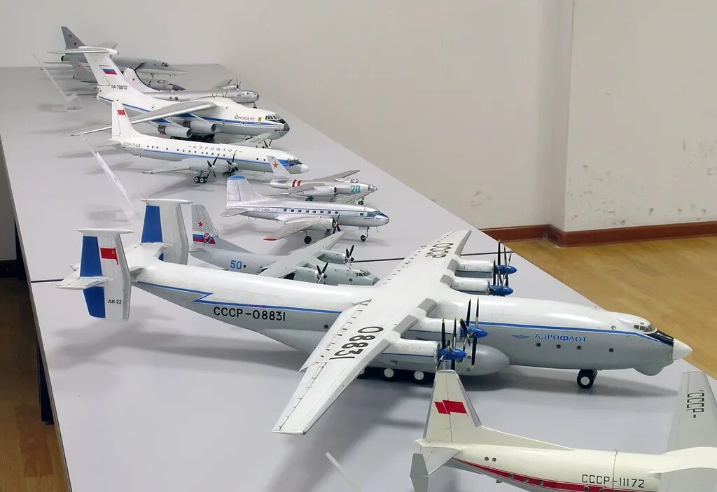 АН-124 1/144. Модель самолёта АН 26. АН-28 1/144. Amodel АН-124. Большая модель самолета