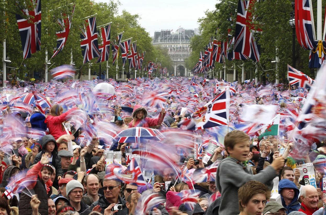 Фотографии 2012 года. Англия люди. Население Великобритании на 2020. Жители Лондона. Население Лондона.
