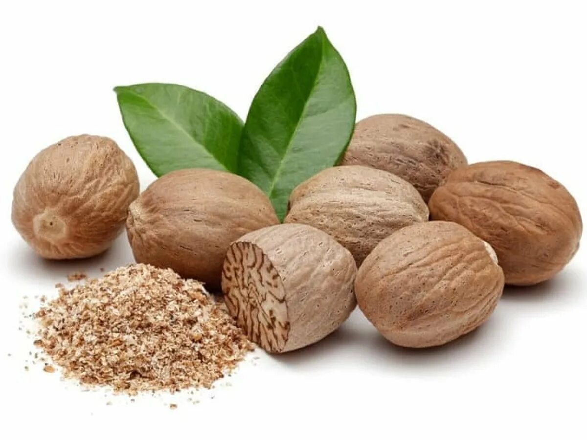 Орехи аюрведа. Мускатный орех листья. Орехи. Мускатный орех фото. Мускатный орех целый.