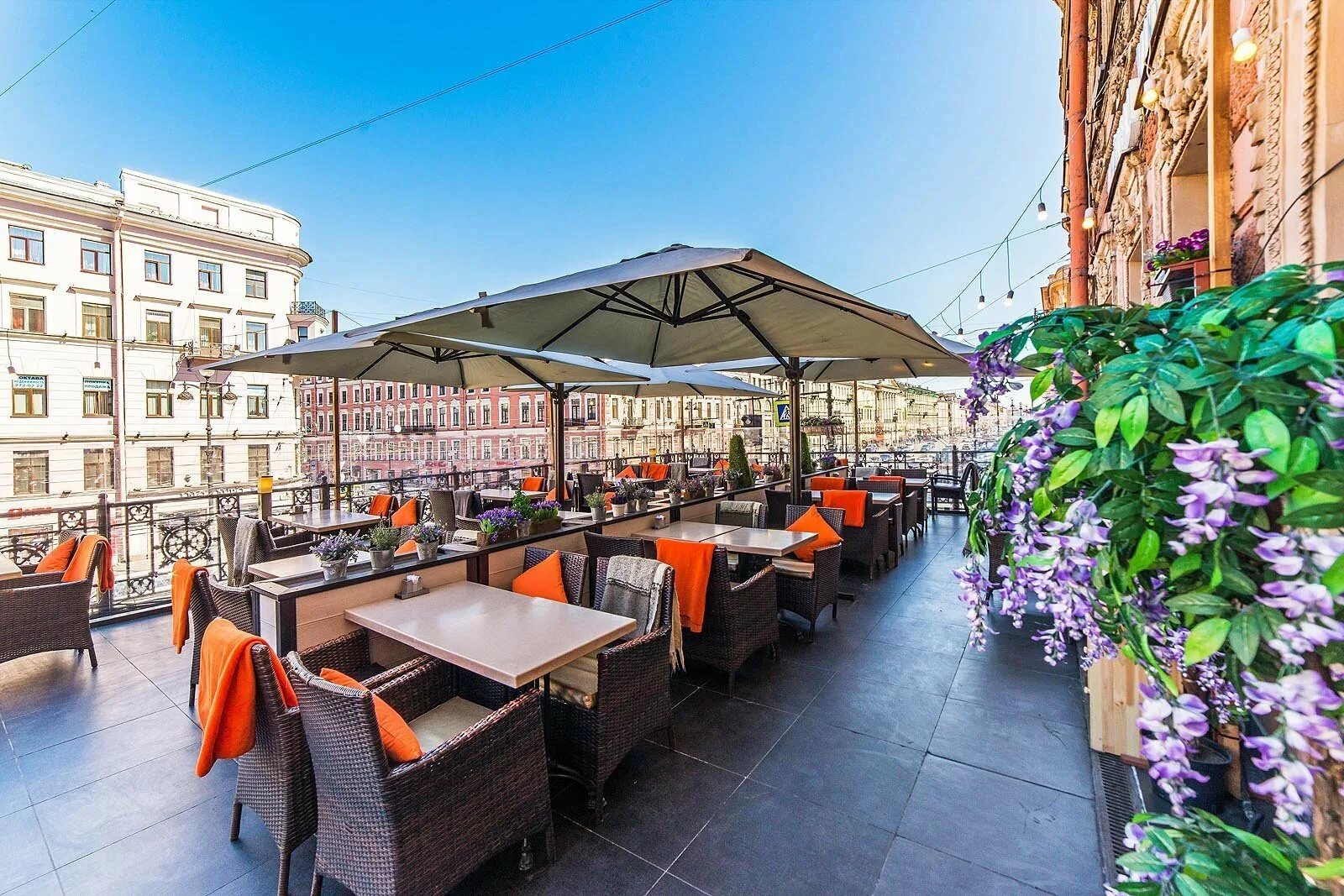 Ресторан terrassa терраса в санкт-петербурге. Терраса mixup на крыше отеля w st. Fiolet ресторан спб. La vue ресторан санкт-петербург на крыше. La vue ресторан санкт-петербург.