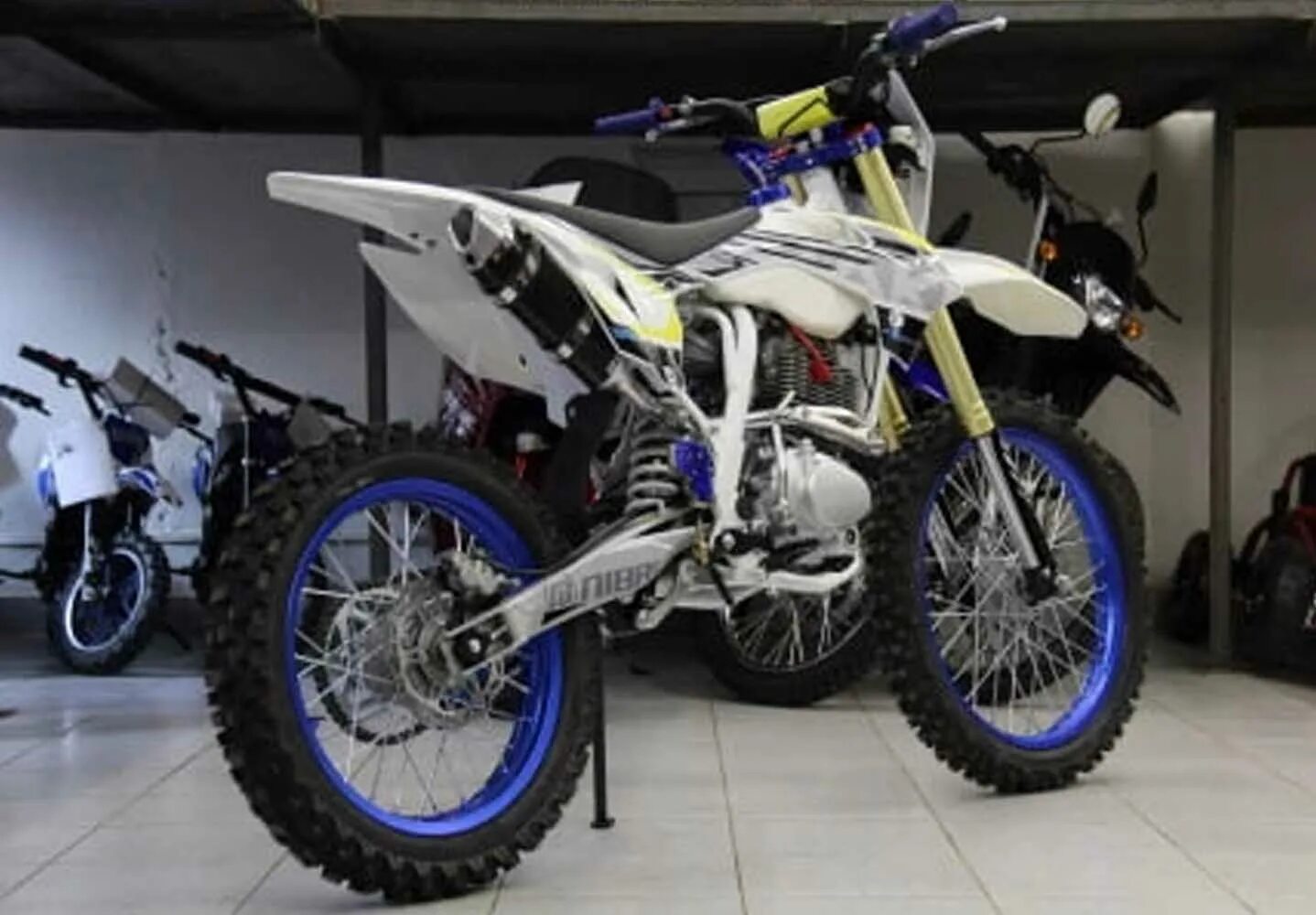 Мотоцикл ataki dr250 (4t 172fmm) Enduro (2022 г.). Ataki 250 эндуро. Мотоцикл Dr 250. Эндуро мотолэнд ataki 250 Dr. Атаки 250 купить