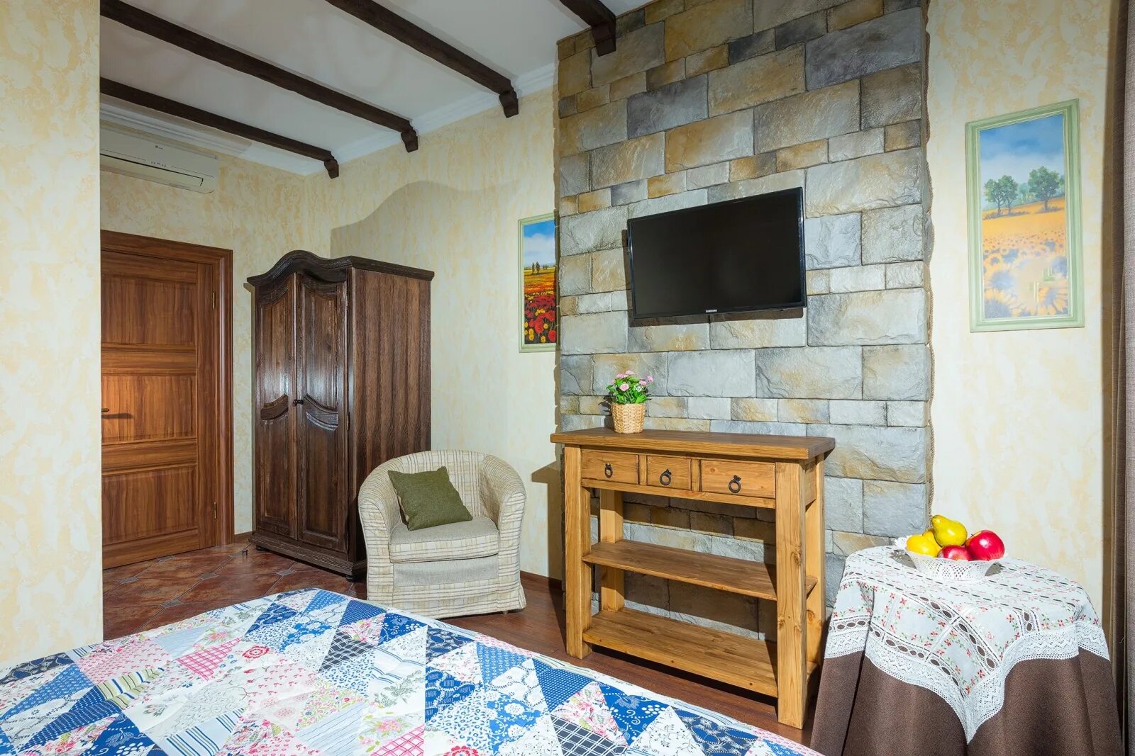 3 мушкетера анапа. Три мушкетера 3 анапа. 3 мушкетера отель анапа. Отель три мушкетера анапа. Три мушкетера 3 анапа.