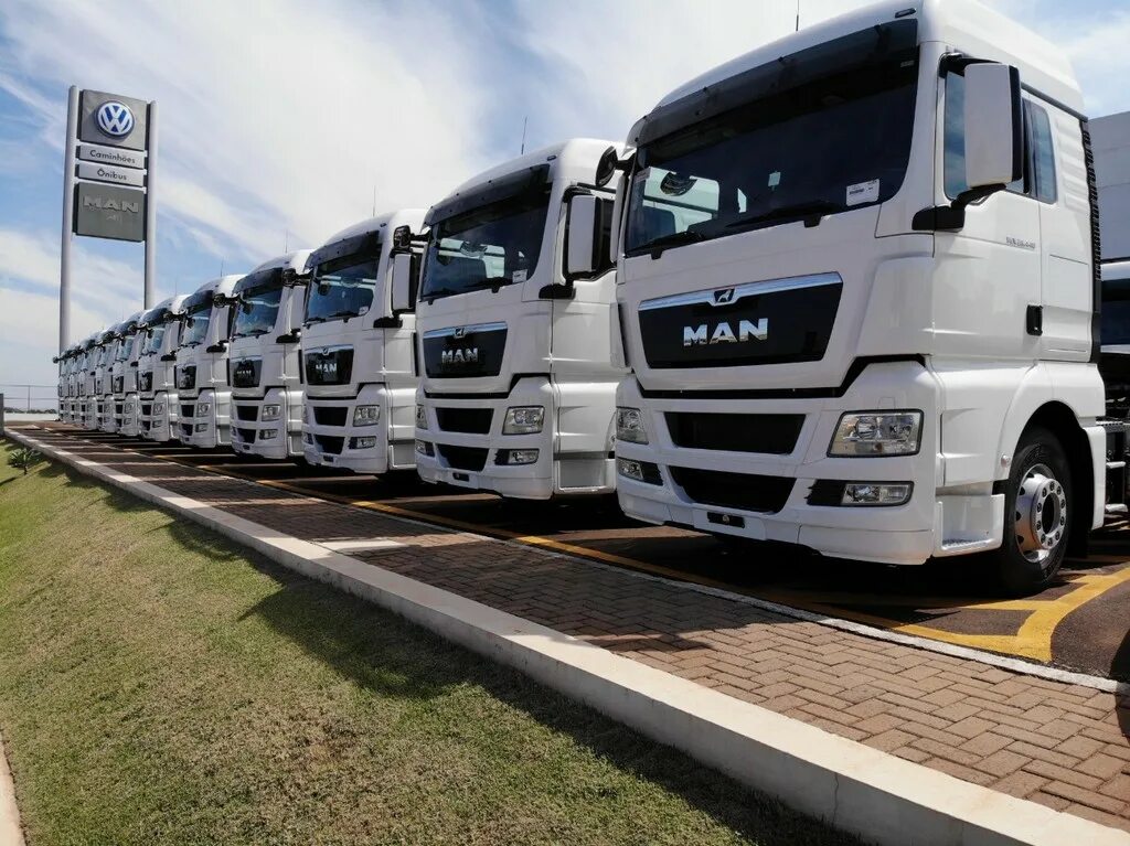 Ман тгх управление. Man tgx 28.440. ман тгх 2025. ман тгх 2025 470 лошадей. man tgx 28.