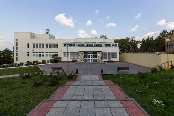 Пансионат солнечный звенигород. Фгбу «пансионат «солнечный» мчс россии». Мчс звенигород. Мчс звенигород. Пансионат солнечный звенигород.