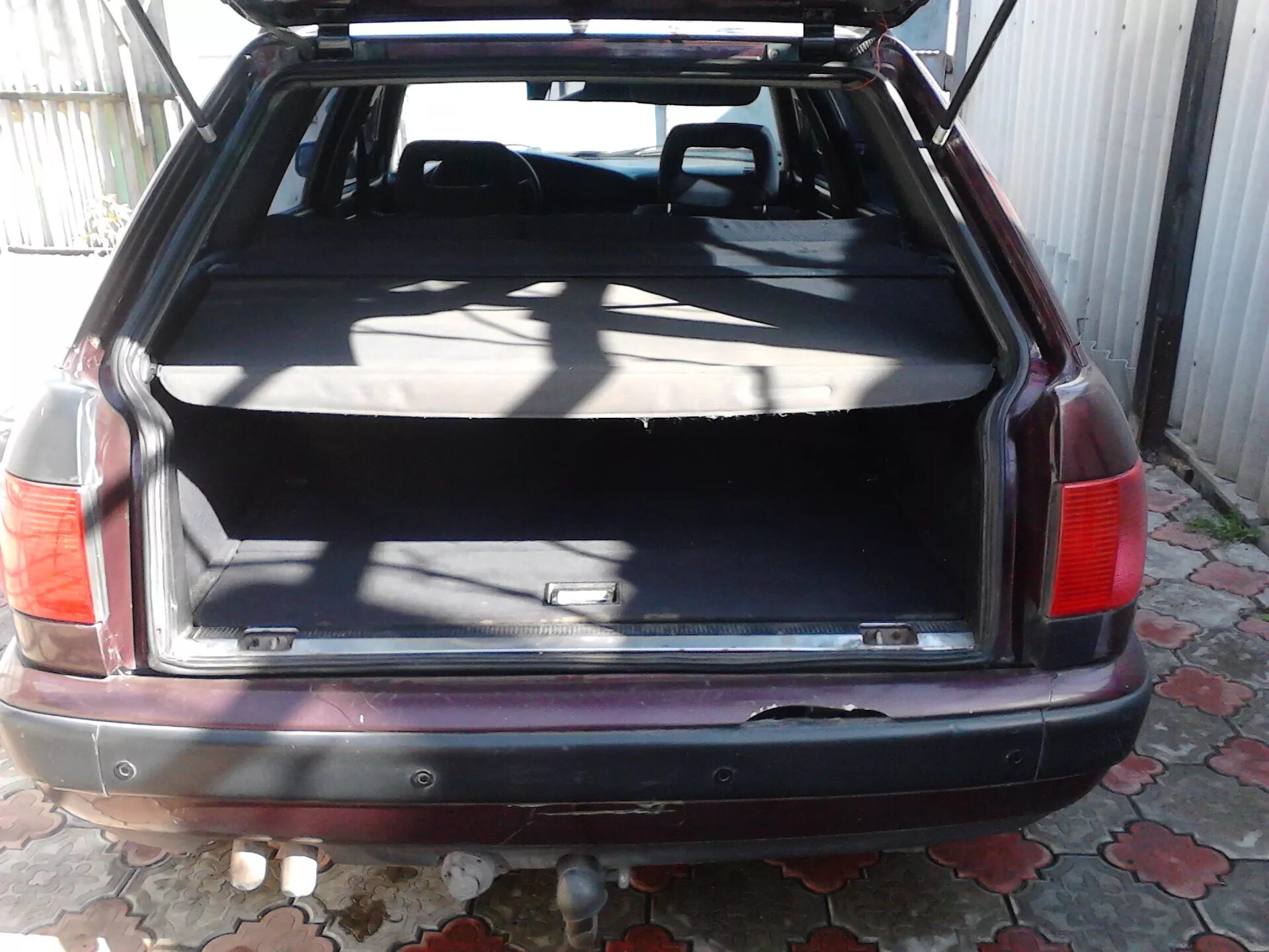 Audi 100 багажник. Ауди 80 универсал багажник. Ауди 100 с3 авант багажник. Audi 100 багажник. Багажник ауди 100 1990г.