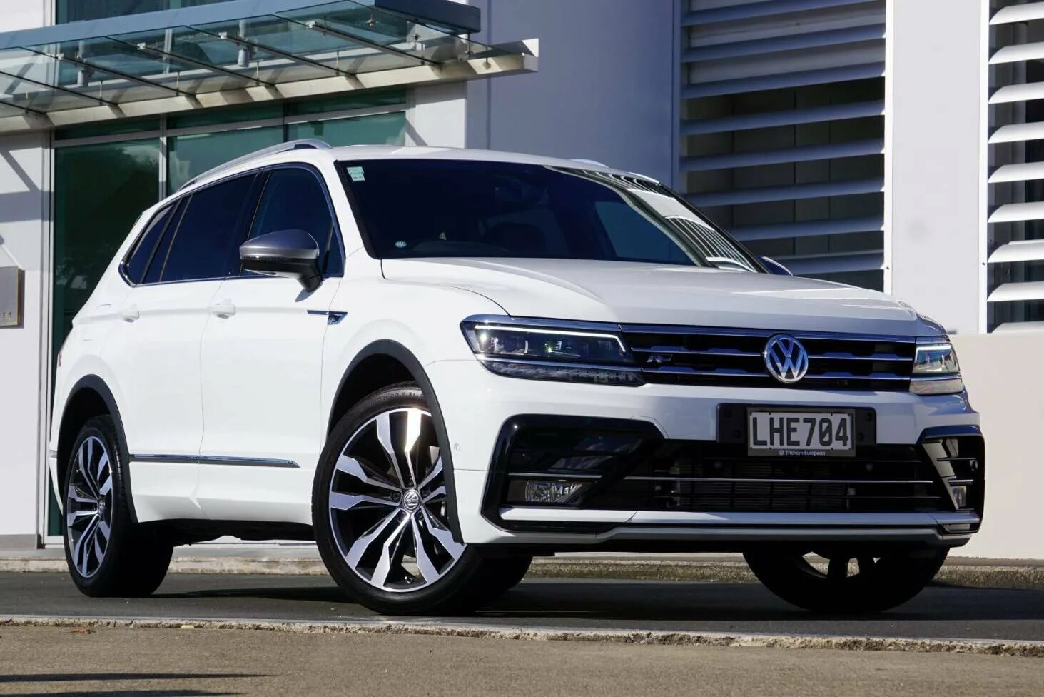 Volkswagen Tiguan 2020 r line. Фольксваген Тигуан r line 2021. VW Tiguan 2021 r line. Tiguan r line 2019. Vw r line