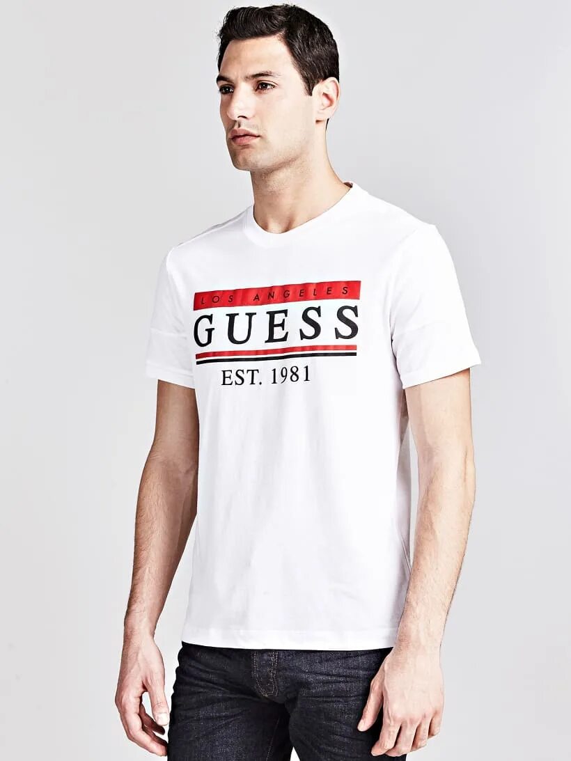 Guess est. Guess est 1981. Guess est 1981 футболка. Guess 1981 футболка. Guess t-Shirt White.