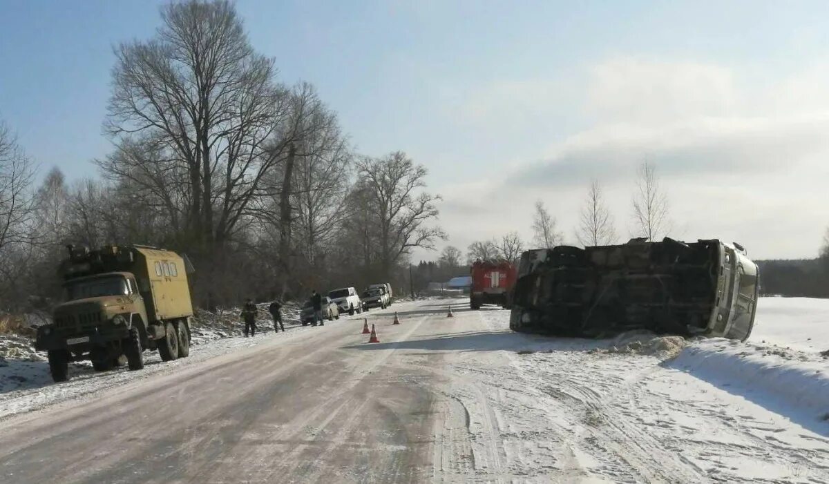 Авария в Нижегородской области с автобусом. ДТП В Нижегородской обл. С автобусом 17.11. 2022. Автобус попал в ДТП В Нижегородской области.