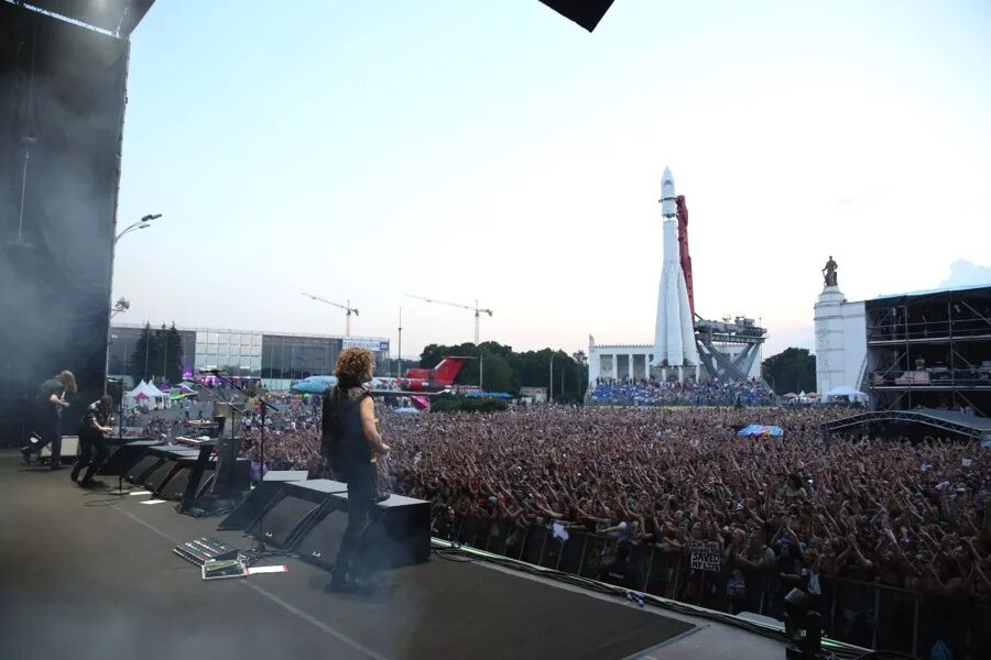 Park live 2021. Лужники park live. Парк лайф 2022. Park live moscow. Park live 2019.