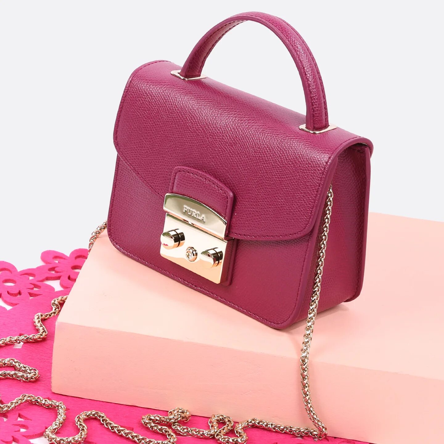 Furla Bag 2021. Сумка фурла 2023. Сумка фурла фуксия. Furla ss22. Furla оригинал купить