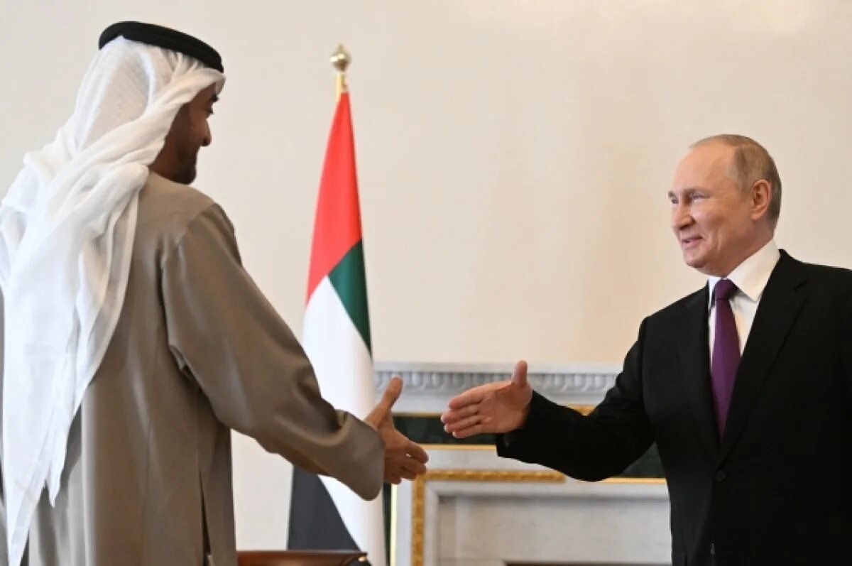 Россия помогает миру. Президентом Объединённых арабских Эмиратов Мухаммедом Аль Нахайян.