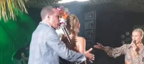 Жена на дне рождения видео