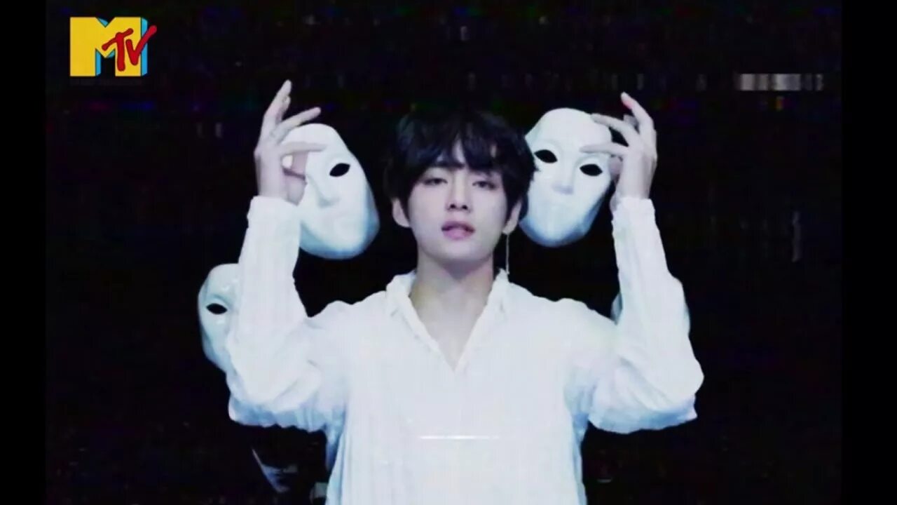 Bts singularity. Тэхен сингулярити. Singularity BTS. Тэхен сингулярити выступление. Taehyung Singularity Performance.