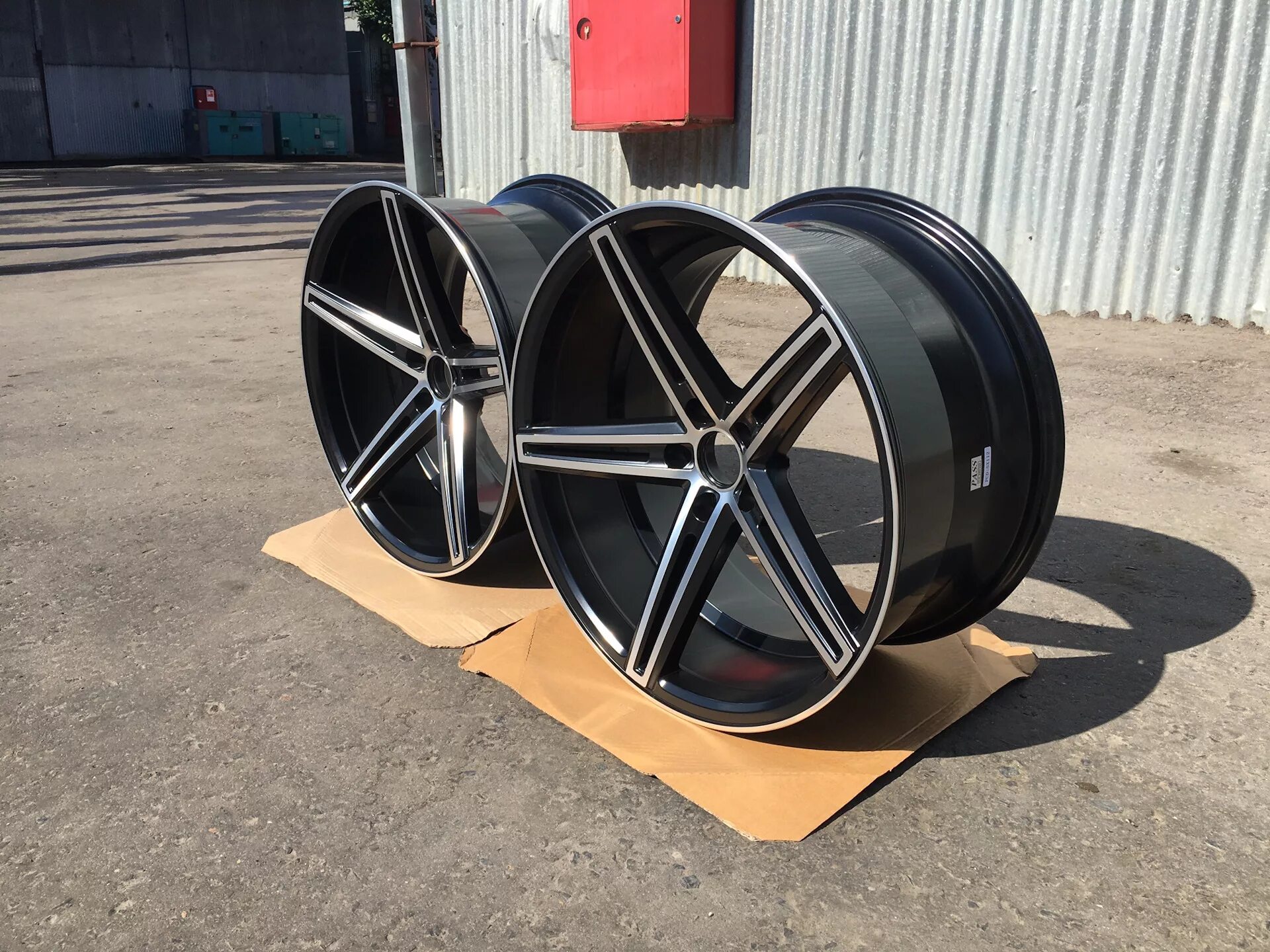 R17 5 114. Vossen cv5 r18 5x114.3 8j. Vossen cv5 r19 5x114.3. Vossen cv5 реплика. Диски Vossen cv3 r19.