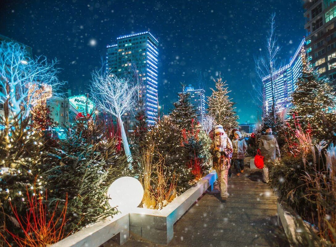 Фото нова года. Новый Арбат 2020. Новый Арбат 2021. Арбат Москва 2020. Арбат Москва новый год 2022.
