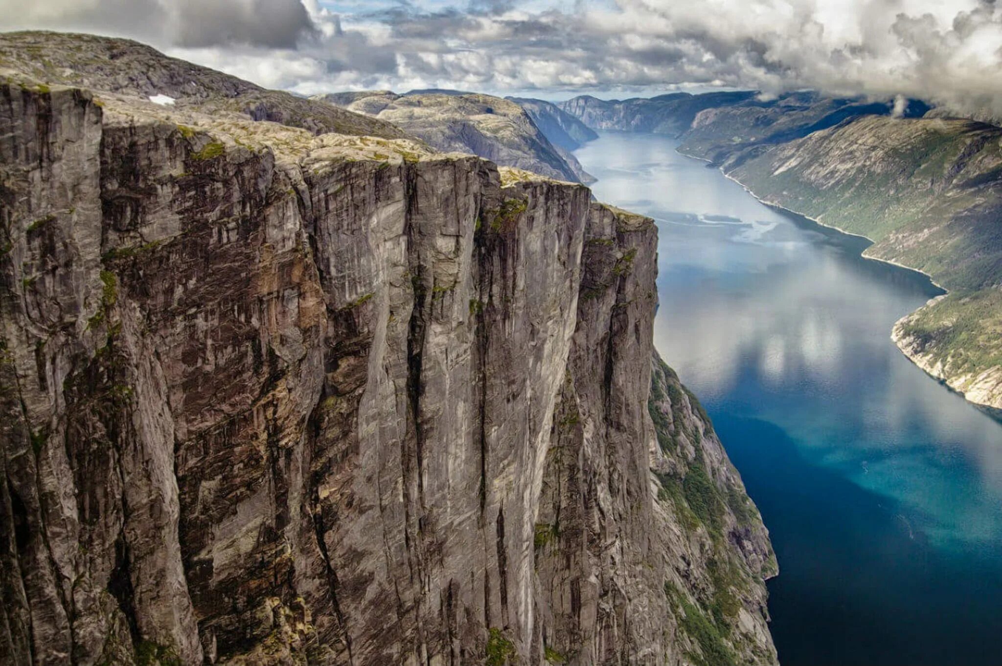река гломма в норвегии. люсе-фьорд норвегия. фьорд как проходить. скала прекестулен норвегия. ставангер норвегия фьорды.