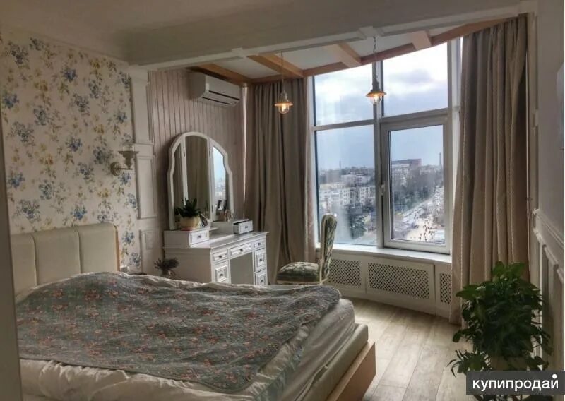 Купить квартиру в севастополе недорого без. Ерошенко 9 Севастополь. Квартира в Севастополе. Красивые квартиры в Севастополе. Квартира на севастопл.