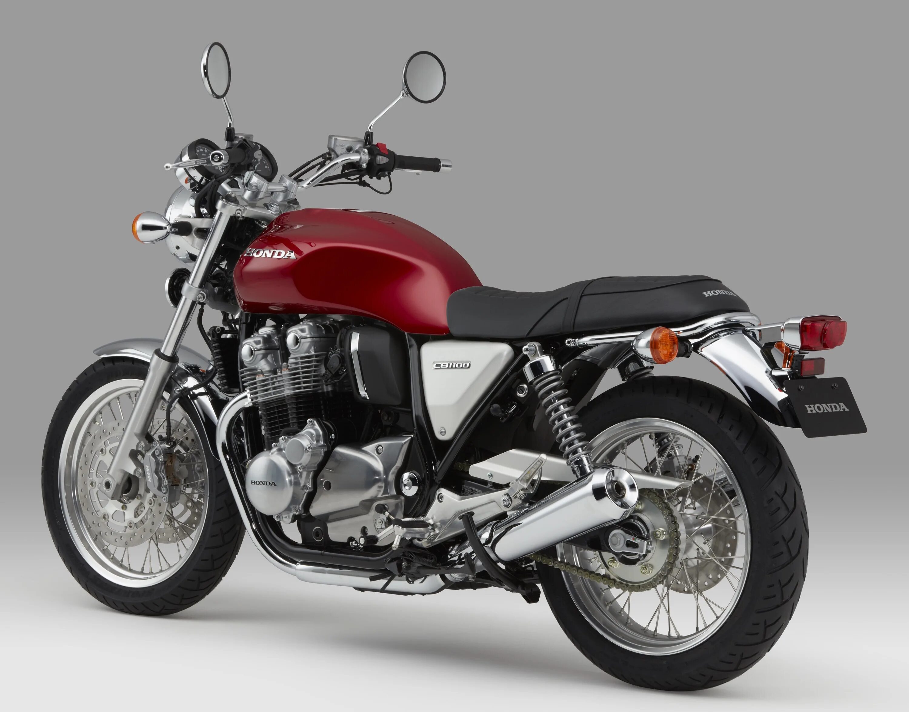 Мотоцикл honda 1100