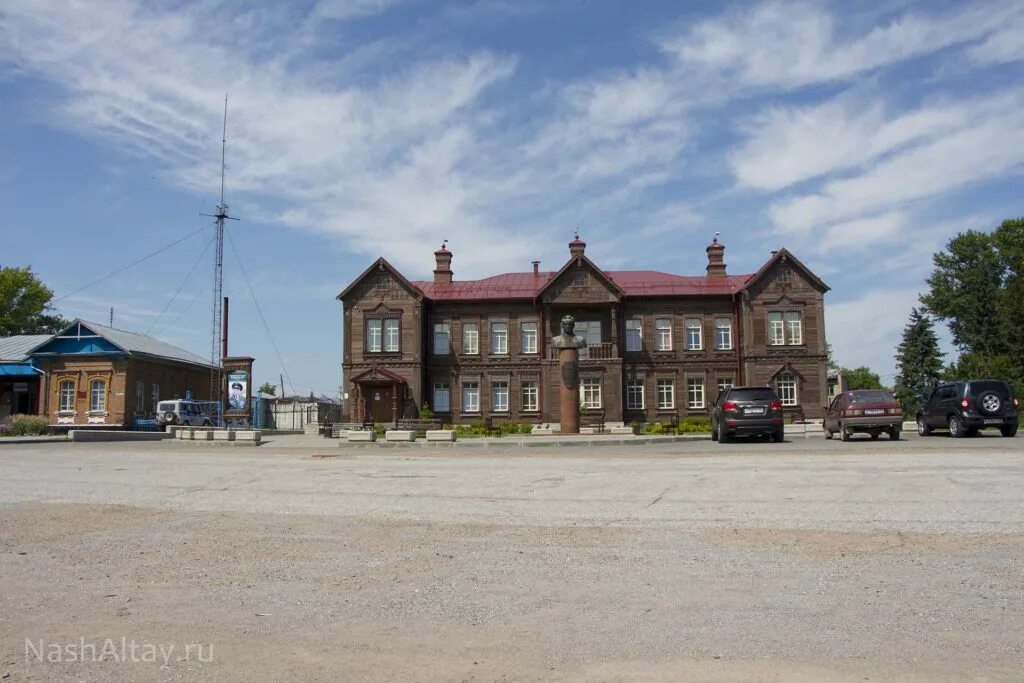 знаменская церковь курья. село курья курьинский район. курьинский район мемориальный музей м. курья алтайский край дом калашникова. курьинская церковь алтайский край.