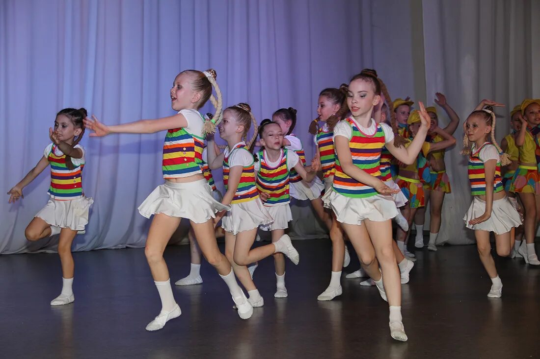 театр танца santarromana липецк. театр танца магия екатеринбург отчётный концерт. образцовый театр танца талисман. образцовый театр танца. театр танца магия екатеринбург.