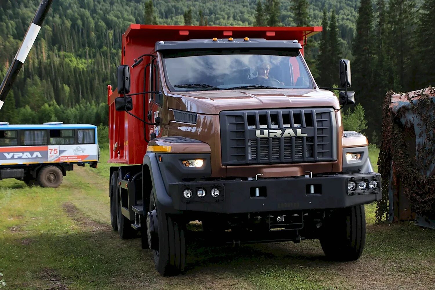 Урал 6х6 самосвал. Урал 4320 6х6 тягач. Урал 6х6. Урал 6х6. Урал 6х6.