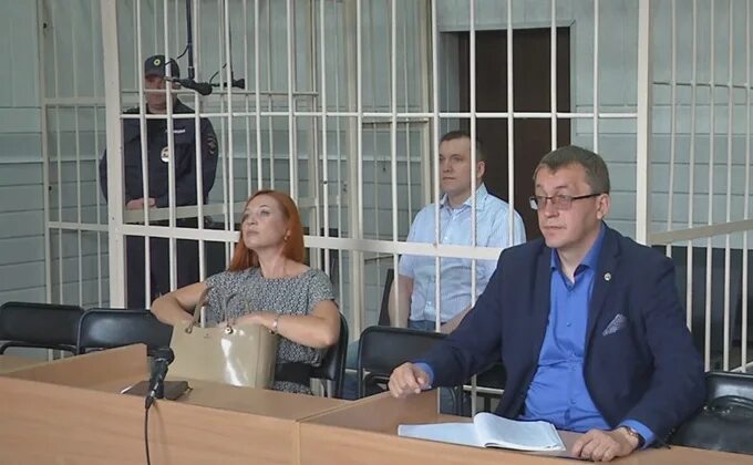 Заместителя мэра Новосибирска и его отца увезли с работы в СИЗО - KP.RU