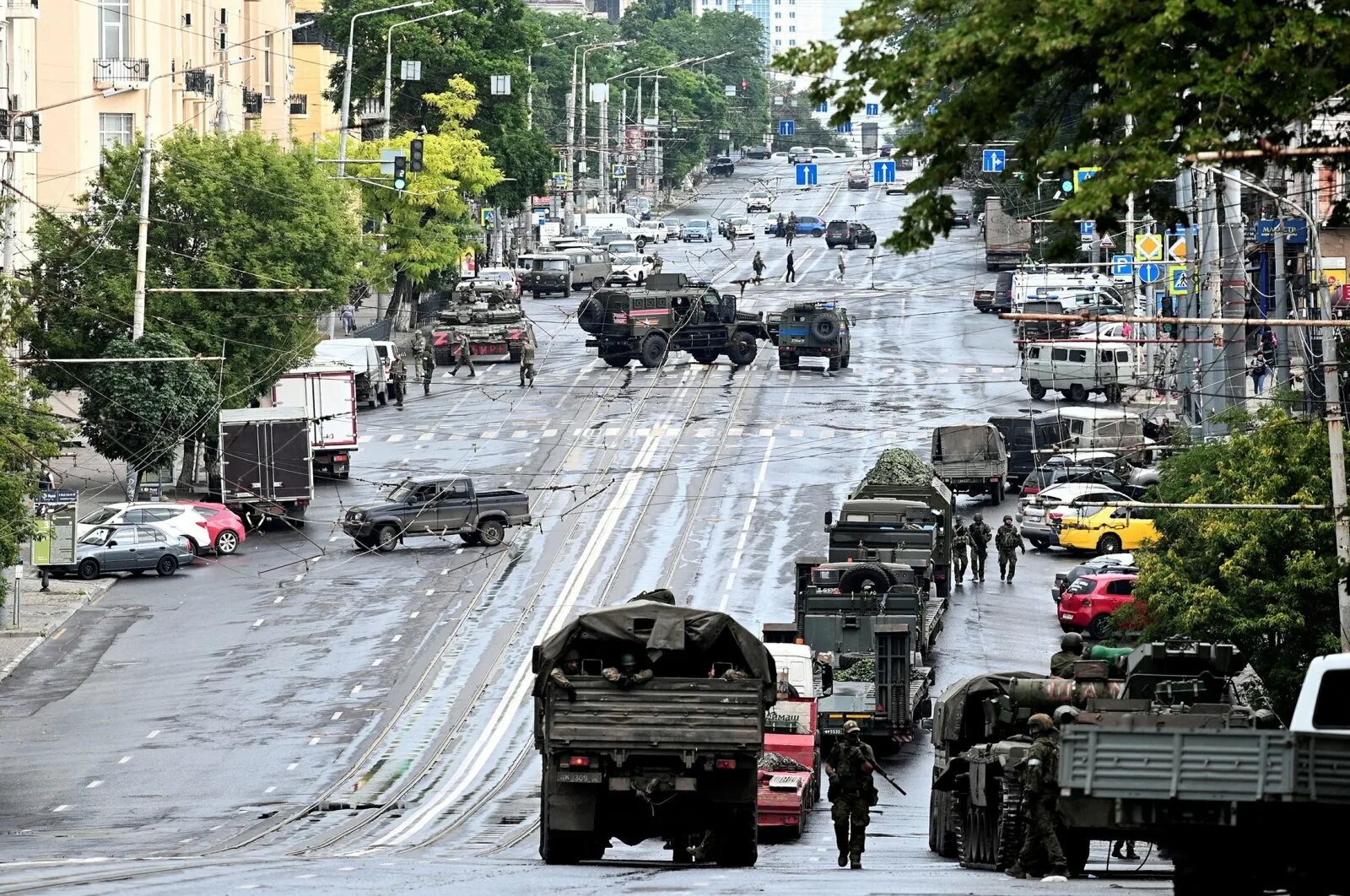 Ростов 24 2023. Чевка Вагнер. Колонна военной техники.