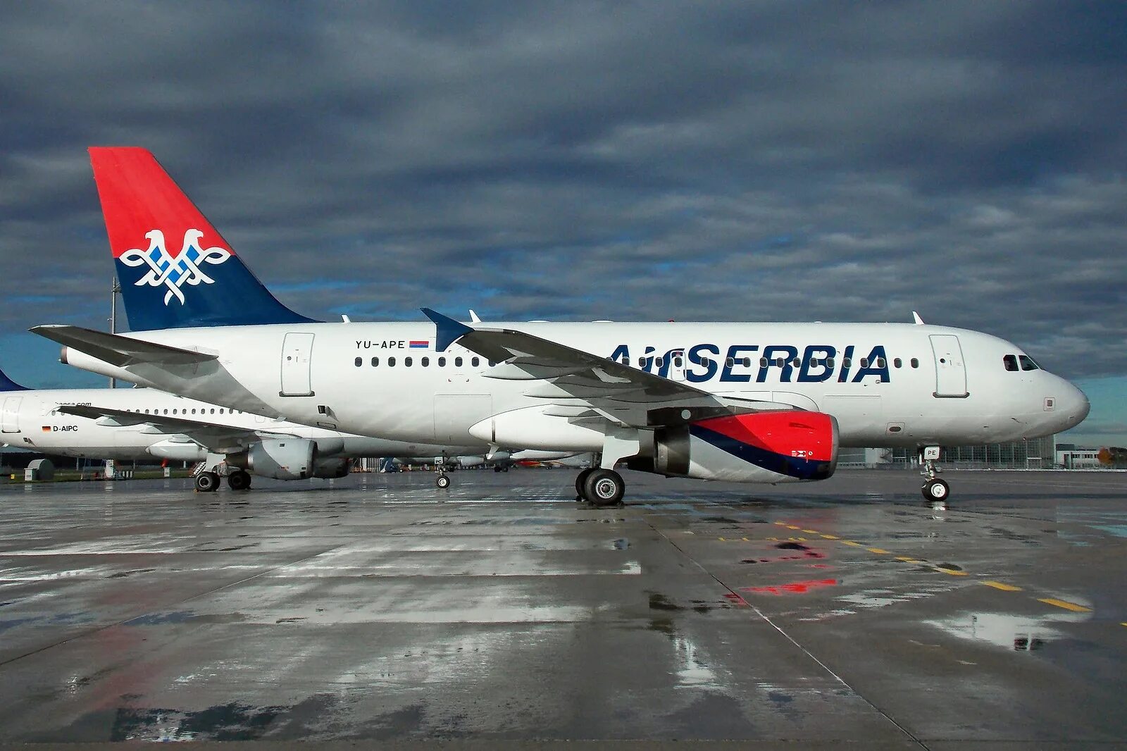 Air Serbia a320. Аэробус а319 АИР Сербия. Airbus a319 Air Serbia салон. Airbus a319-132 Эйр Сербия. Аир сербия купить авиабилеты