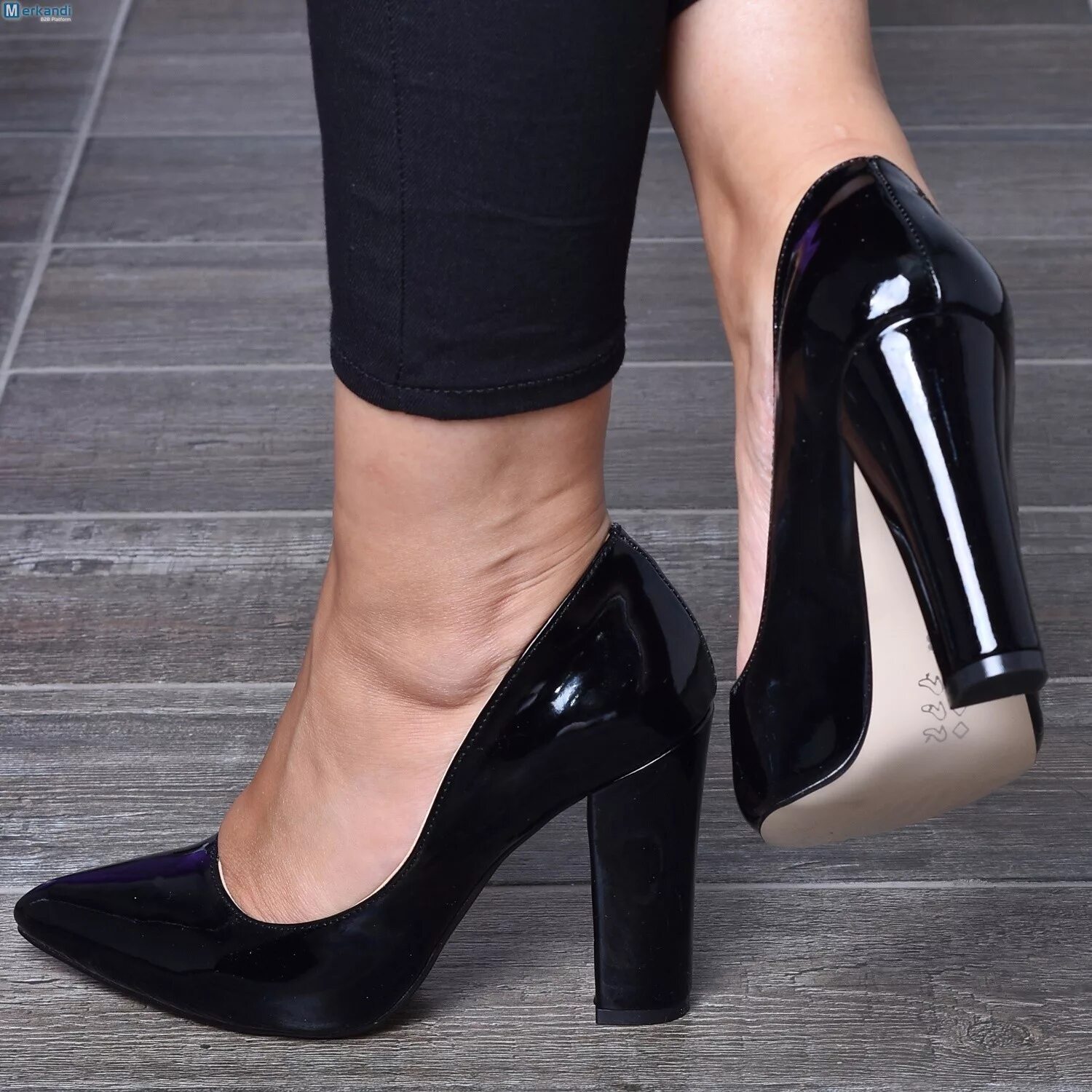 туфли женские. правильная колодка туфель на каблуке. каблук с декором. какой каблук удобный. украшения для каблуков.